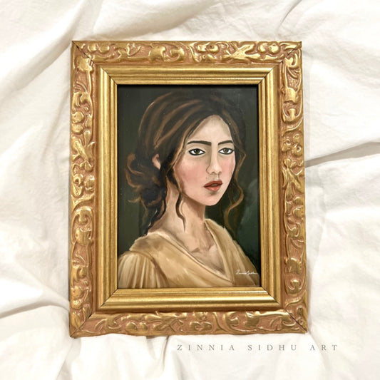 Lady - Antique styled Frame